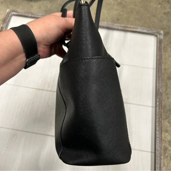 Micheal Kors Charlotte Jet Set Large Black Tote Gold Hardware‎ Saffiano Leather - Picture 5 of 15